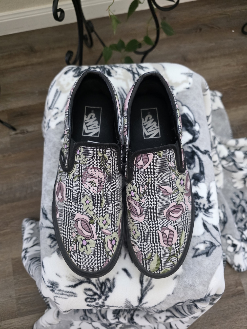 Vans Platform Slip-On Sneakers with Pink Floral Plaid - Picture 2 of 8